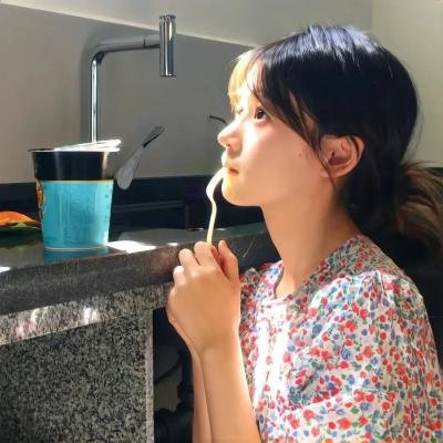 肉林春色动三军